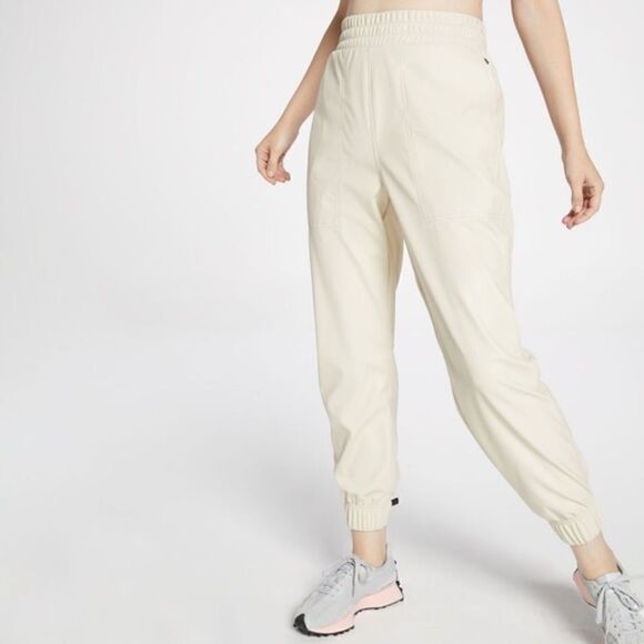 CALIA by Carrie Underwood Faux leather Pants - Picture 1 of 5